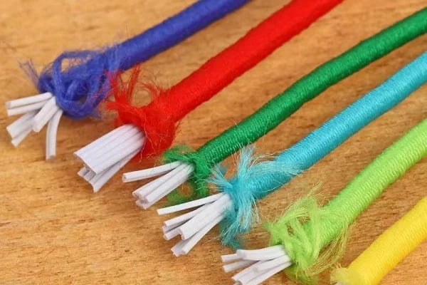 Braided elastic cord in various widths